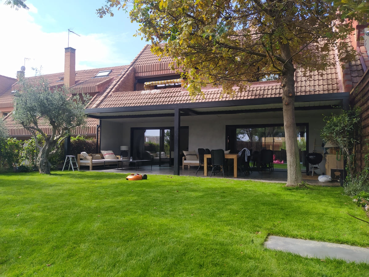 Pérgola Bioclimática Proyecto Meda